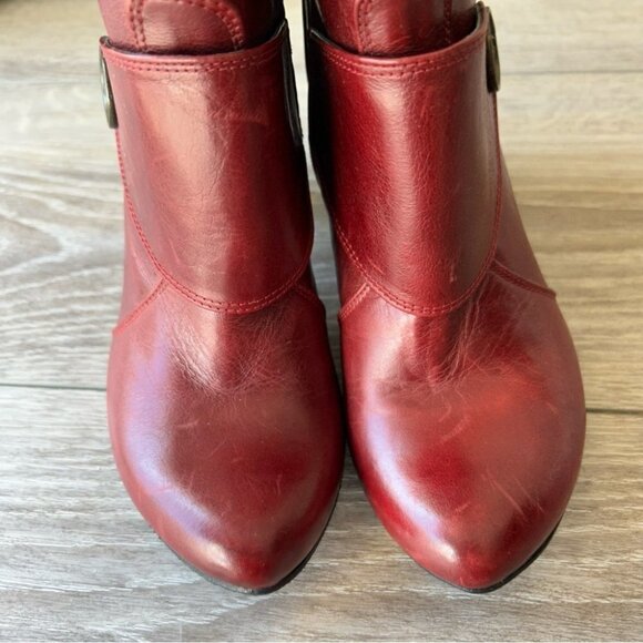 Chanii B  Chantal Pilon Bulle Collection Retro Leather Bootie - Picture 4 of 13